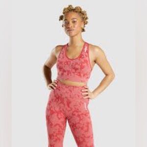 Gymshark Adapt Camo Seamless Racer Back Sports Bra - Red